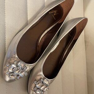 J Vincent Silver Jeweled Flats New!